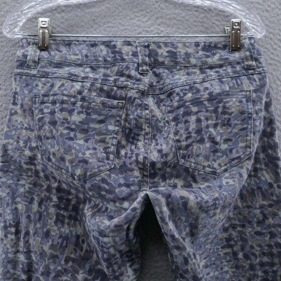 CAbi Womens Modern Camo Skinny Jeans Size 4 Gray‎ 5 Pocket Low Rise Jegging - Picture 4 of 13